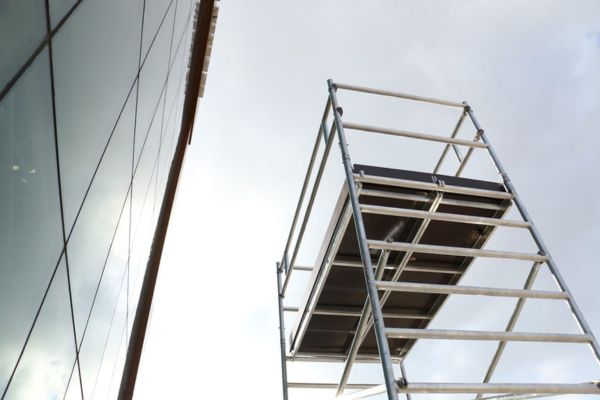 The Ultimate Guide to Aluminium Scaffolding: Types, Uses, and Safety Tips